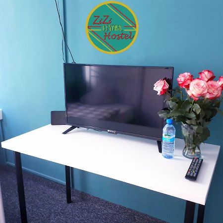 Zizi Central Hostel Warsawa Bagian luar foto