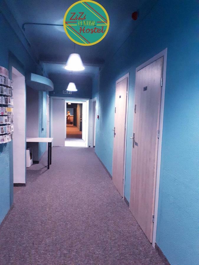 Zizi Central Hostel Warsawa Bagian luar foto