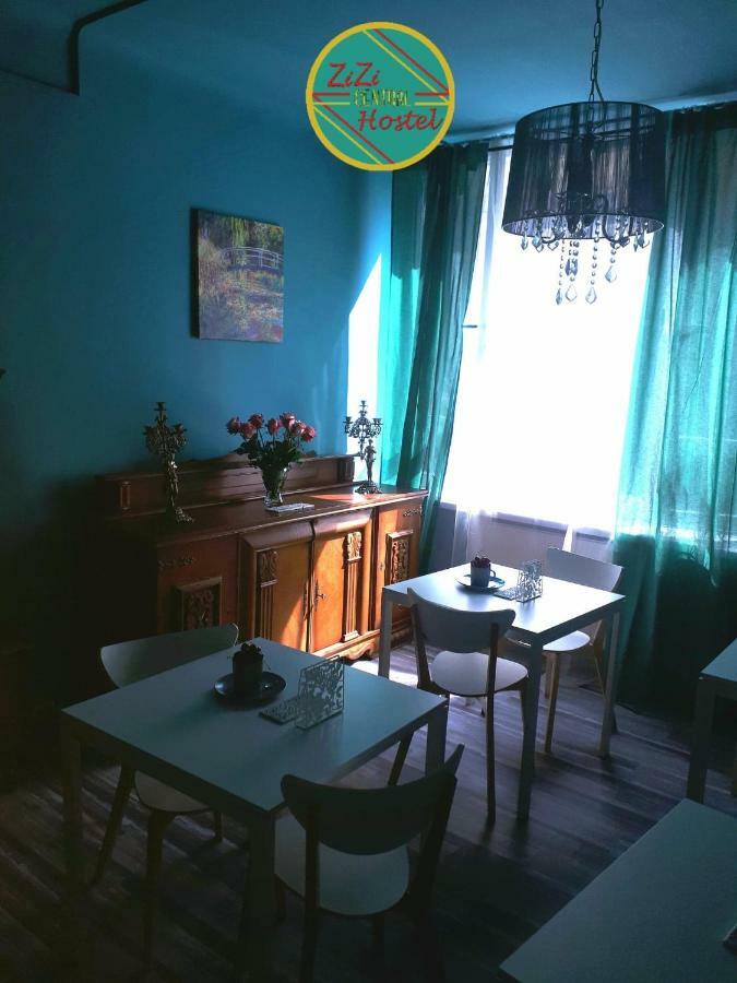 Zizi Central Hostel Warsawa Bagian luar foto